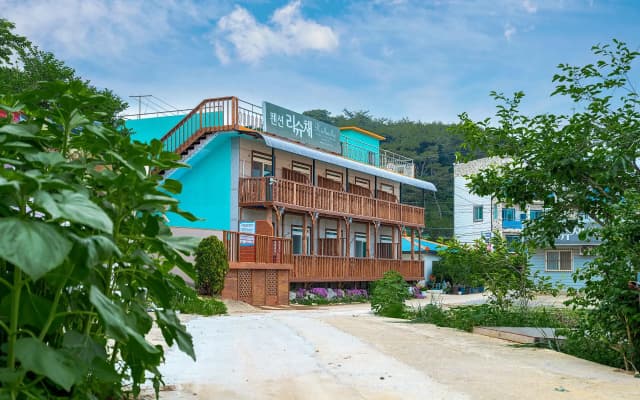 Anmyeondo Taean Rishuchae Pension