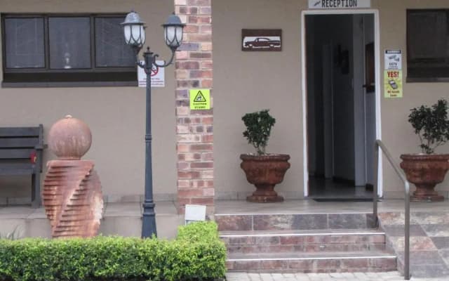 Bel Air Guest House