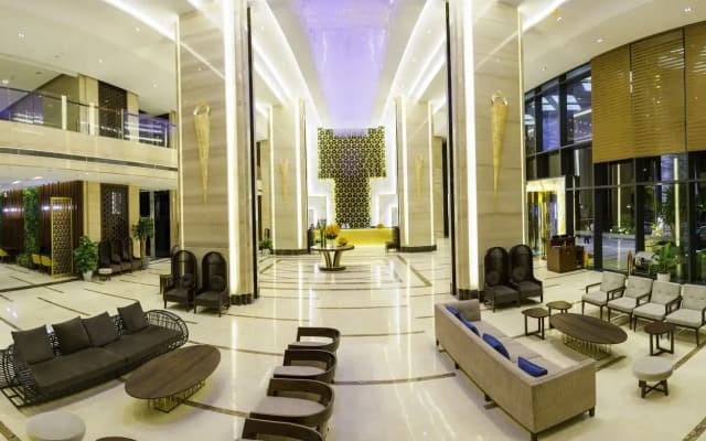 Muong Thanh Luxury Da Nang Hotel