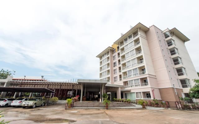 Eastiny Resort & Spa