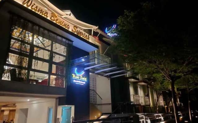 Bening Boutique Hotel - Syariah Hotel