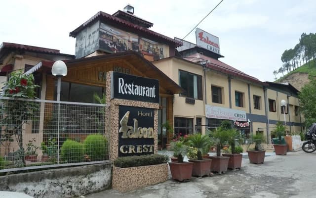 Hotel Falcon Crest