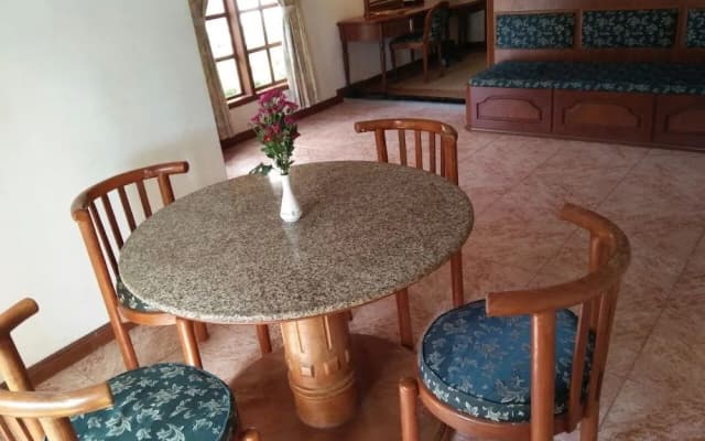 Sinabung Resort Hotel