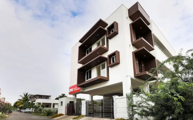Отель O Black Pearl Residency