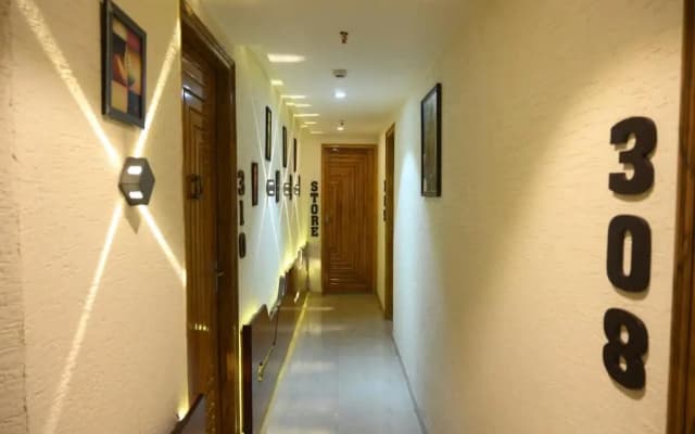 Hotel Grand Kailash