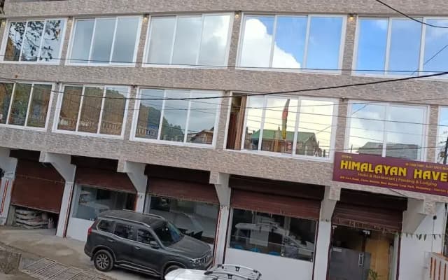 Himalayan Haveli Fooding and Lodging