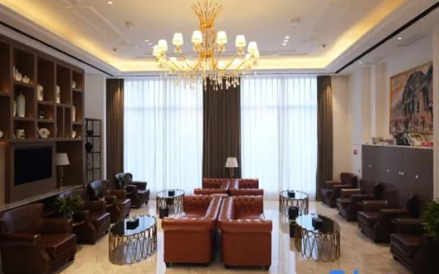 Vienna International Hotel (Jiuquan Wanda Plaza)