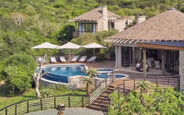 Jumeirah Thanda Safari