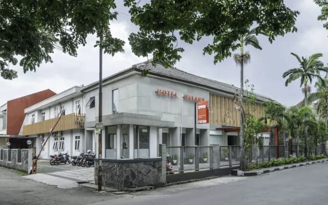 OYO 2329 Hotel Nyland 3 Cijagra