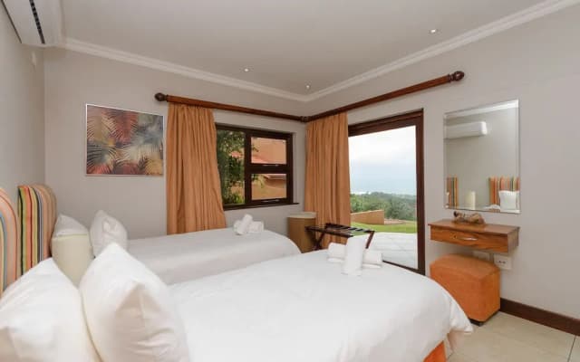 San Lameer Villa Rentals 14328