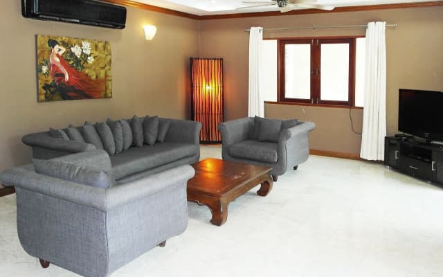 Chaweng Lakeview Residence