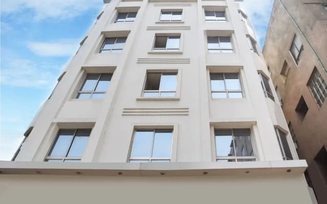 Oyo 14732 Hotel Buddha International