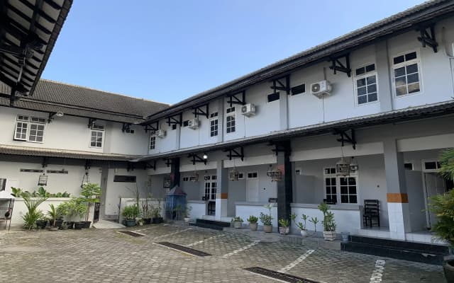 Hotel Merak Indah