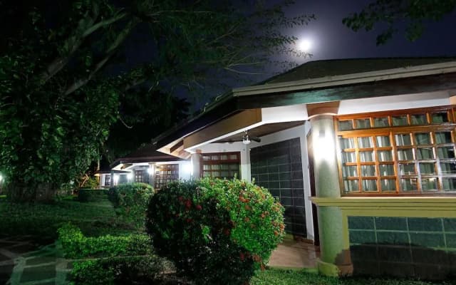 Villa Acacia