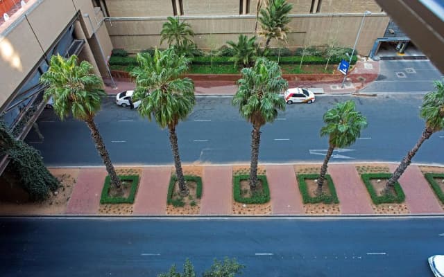 Davinci Hotel And Suites On Nelson Mandela Square