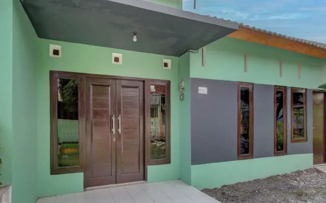 SPOT ON 92490 Casa Homestay Syariah