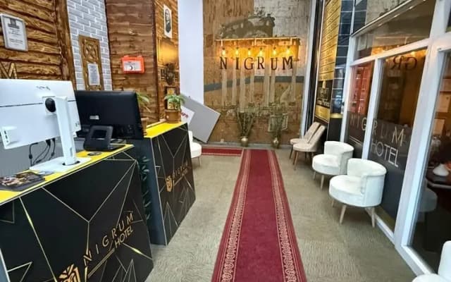 Nigrum Otel