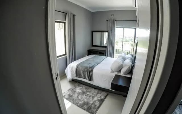 Condo Villas On Marine Drive