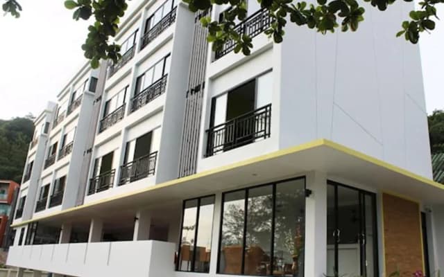 Mamatel Boutique