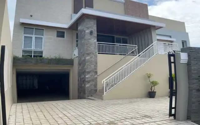 Queensa Hotel