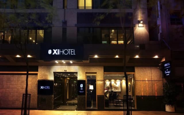 Xi Hotel