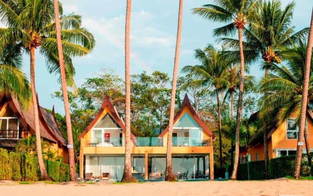 Sunset Emily Villas & Rooms