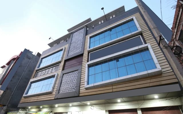 OYO 11882 Hotel Krishna
