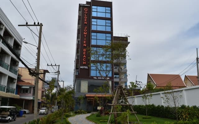 Golden Jomtien Beach Hotel