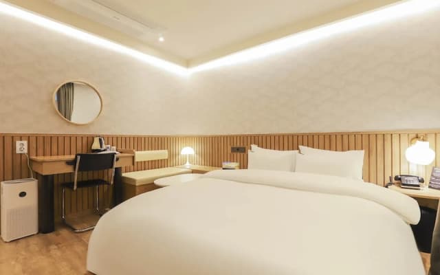 Hotel Label Ansan
