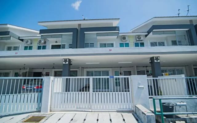 Ipoh Meru Animation Stay by Grab A Stay
