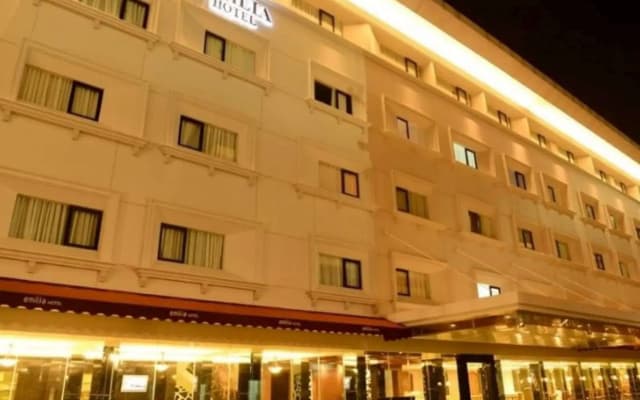 Emilia Hotel by Amazing