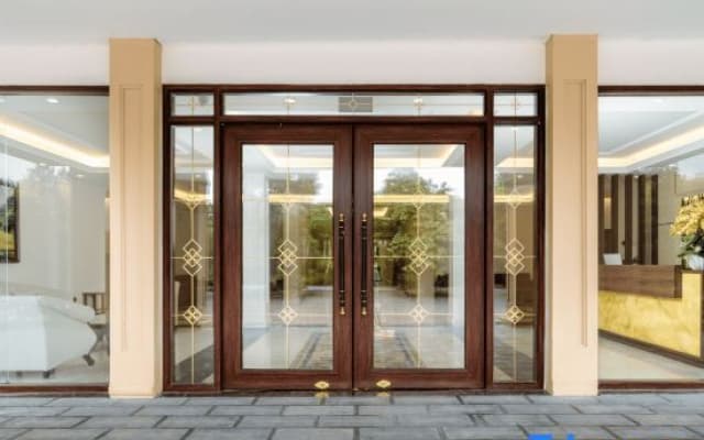 Nui Vang Trang An Hotel Ninh Binh