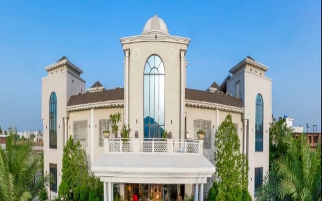 Grand 5 Resort