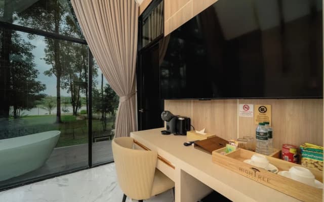 High Tree Resort Co.,Ltd.