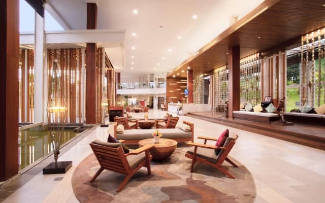 Aruna Senggigi