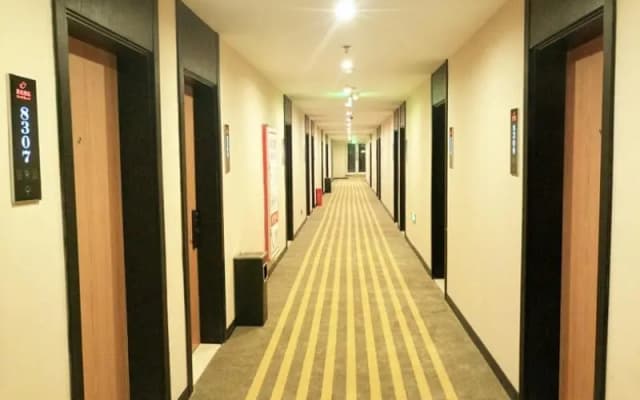 Shell Hotel Bozhou Lixin County Passenger Center