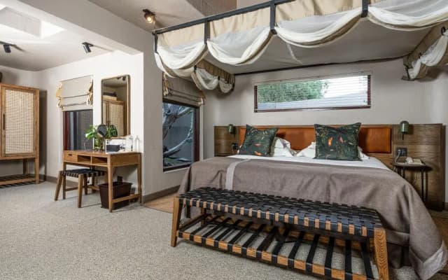 Sabi Sabi Bush Lodge