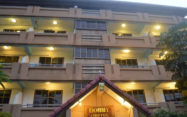 Bonny Hotel