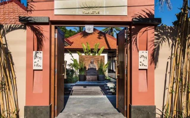 Villa Lotus