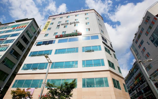 Gram Hotel