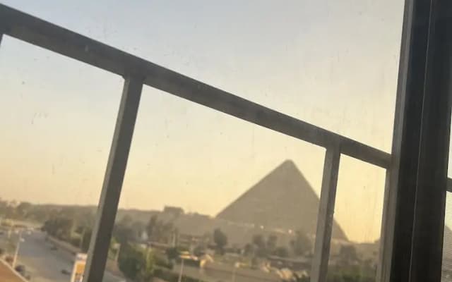 Guest House Paradise Top Roof Pyramids View