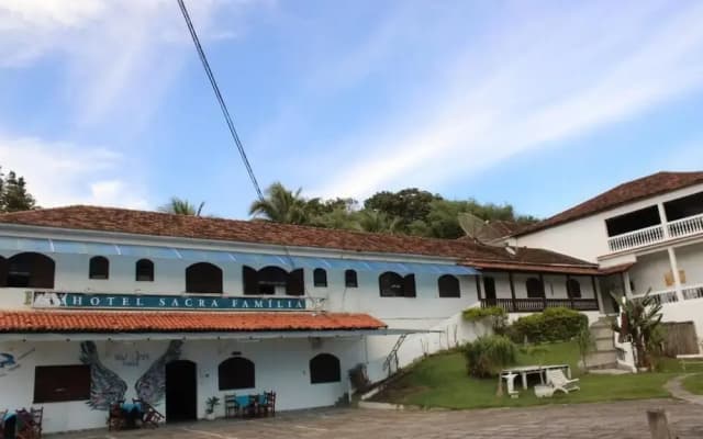 Hotel Sacra Familia