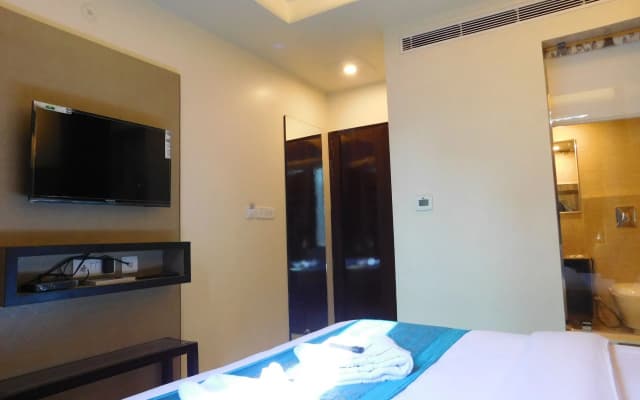 Hotel Gauranga Nearest New Delhi Railway Station