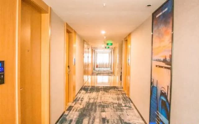 Yeste Hotel (Baise Zhuzhou Bridge No. 5 Middle School)