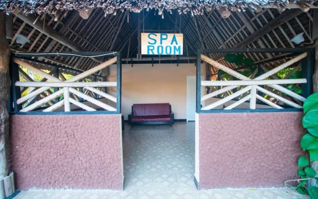 Kijiji Beach Resort