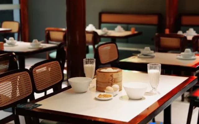 Floral Lux Hotel· Shaoxing Ancient Town Impression Hotel