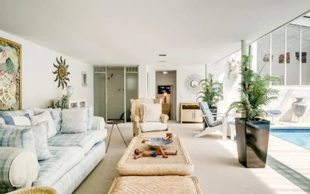3bed With Indoor Pool and Sea Views The Sanctuary
