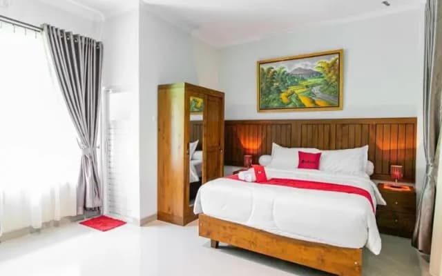 Dhee Har Kostel & Cafe by RedDoorz