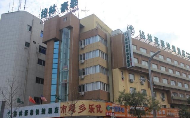 GreenTree Inn Shangqiu Liangyuan District Railway Station Express Hotel