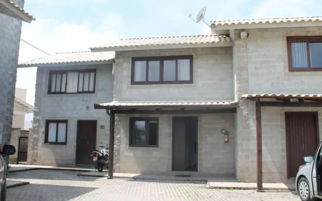 Residencial Hannah - Casa 6 - Porto Belo SC - Bairro Perequê